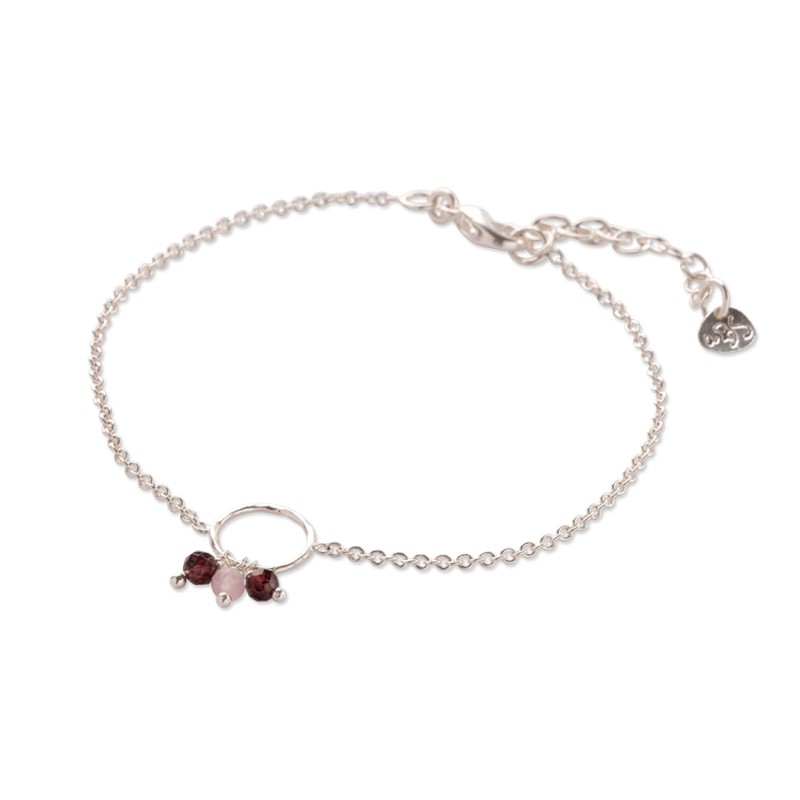 Careful Garnet Rose Quartz Bracelet