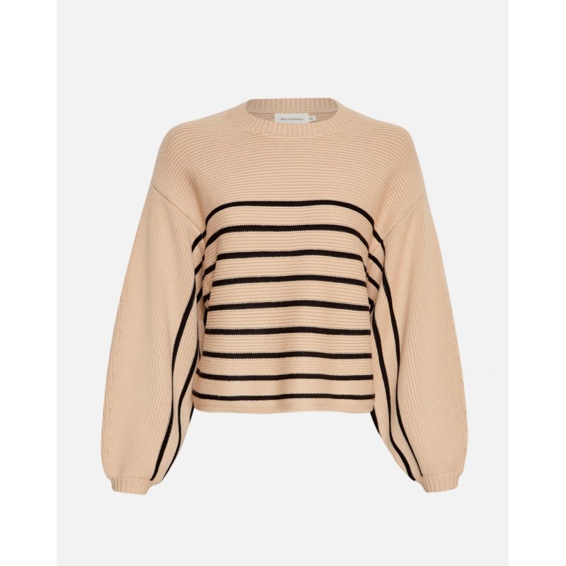 Amari Rachelle Pullover